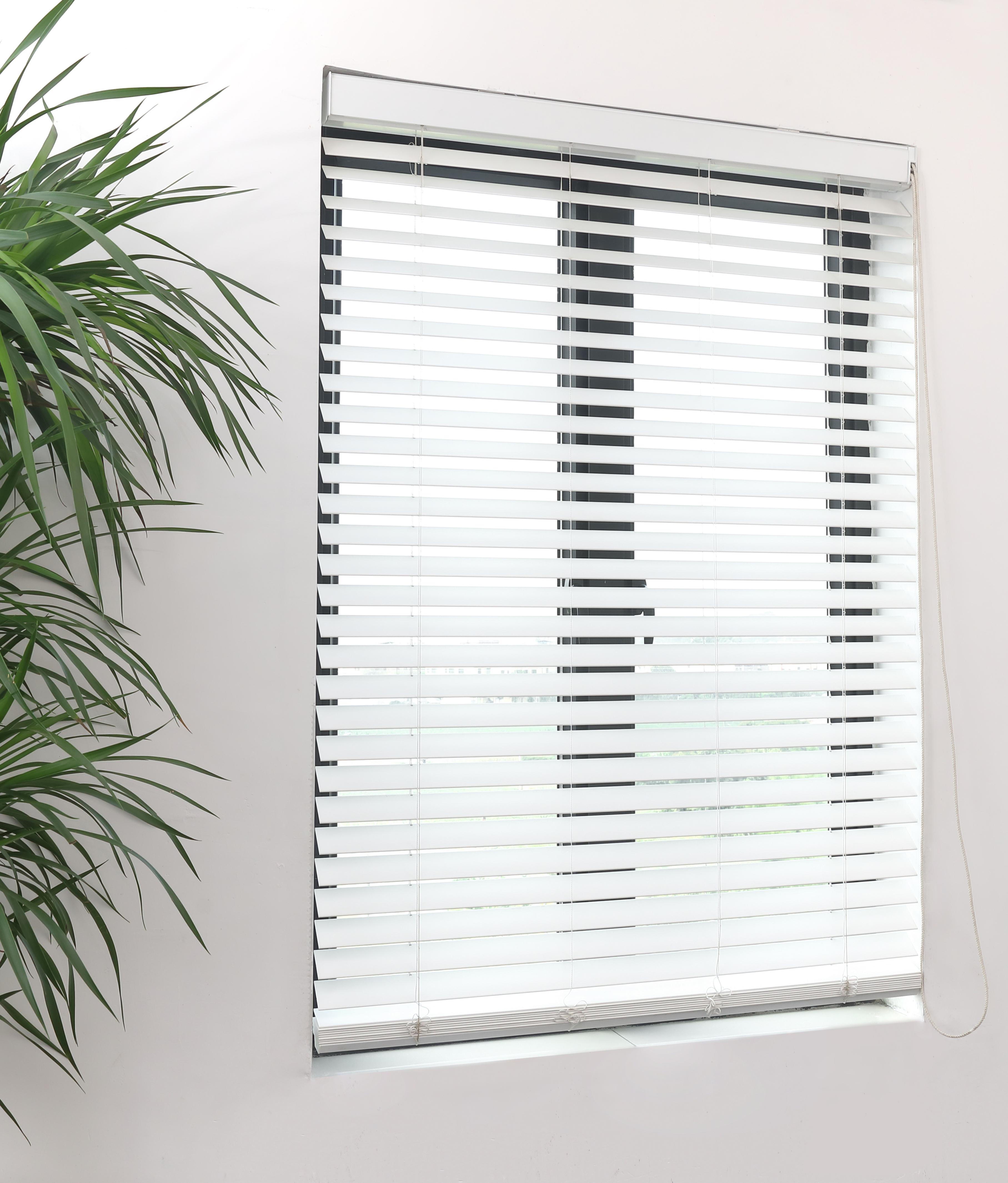 A50 Chain automatic descent wooden venetian blinds system